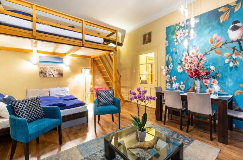 Cherry Blossom Designer Apartment In The Center With Free Parking Budapeste Exterior foto